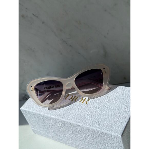 NEW Dior Pacific B3U Logo Sunglasses Cat Eye Milky Pink main image 5